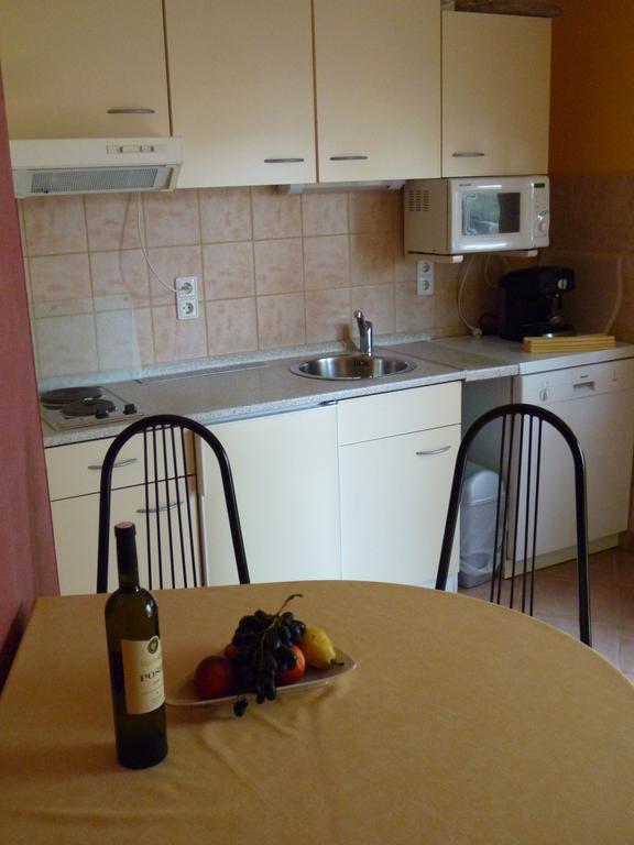Apartments Helena 오레비츠 외부 사진